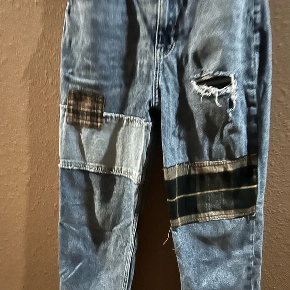 Hollister Light Blue Patchwork Straight Jeans - Picture 3 of 4